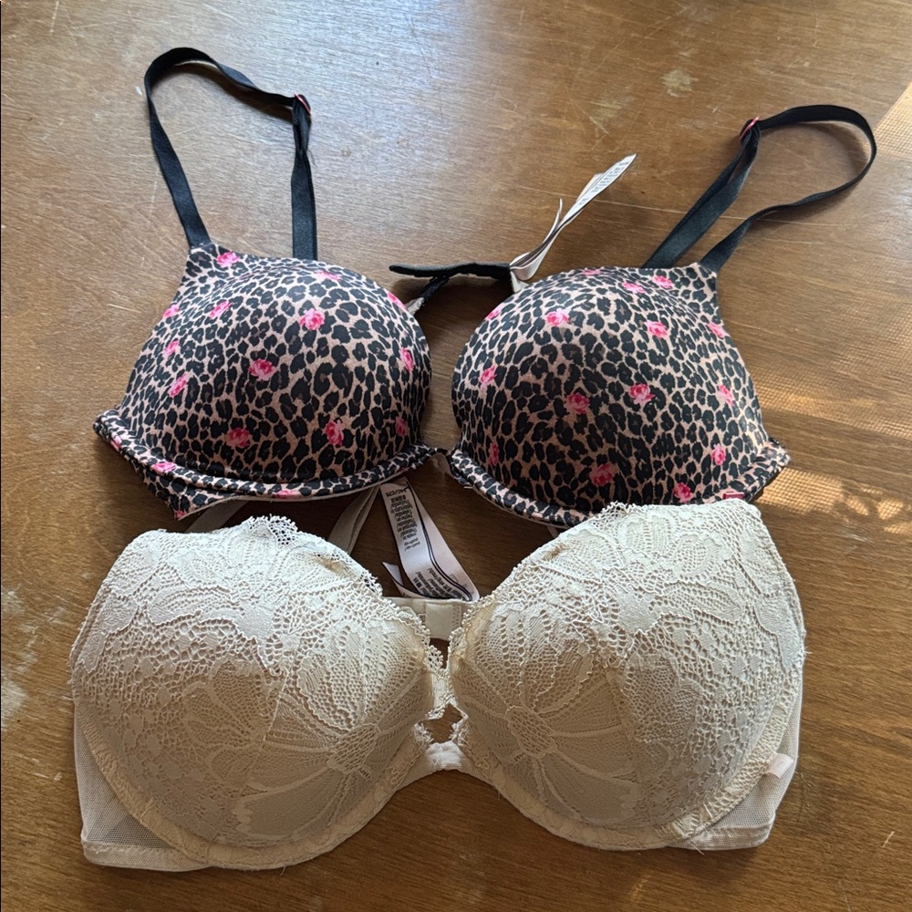 Victoria secret bra 34 C,